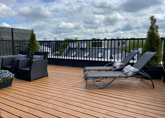 City Terrace Apartment Avangard - Large Private Roof Terrace